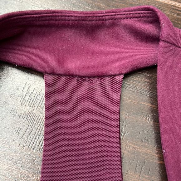 🍋lululemon🍋 | Red plum scoop neck tank top - Picture 4 of 7